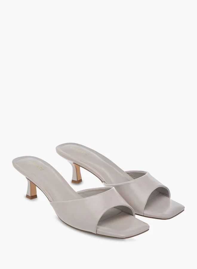 سيليست صنادل نسائية بكعب رفيع سهل الارتداء