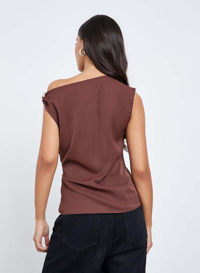 Styli Brown Solid Asymmetric Neck Knit Top - Image 4