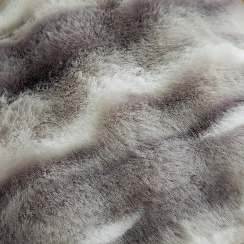 MANDIOO Pack of 2 Thick Plush Wool Decorative Throw Pillow Covers Super Soft Wave Bubble Fur Velvet Cushion Covers Pillow Shams for Couch Bed Living Room 18x18 Inch White Gray - Image 3