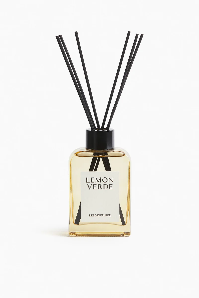 اتش اند ام موزّع عطري من الخيزران