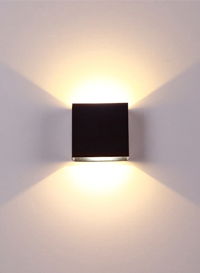 مصباح حائط LED خارجي، مقاوم للماء IP65 مع مصابيح حائط شعاع قابلة للتعديل، داخلي/خارجي، غرفة المعيشة، غرفة النوم، السلالم، الممر، ضوء أبيض دافئ، 5 واط × 2 - Image 1