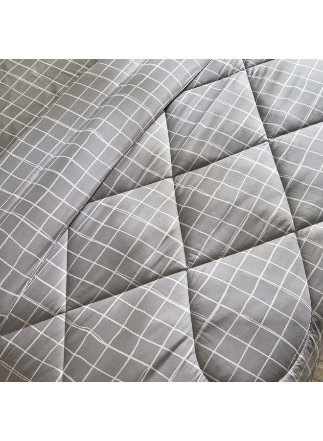Home Box Matrix Acron Microfibre King Comforter 240 x 220 cm