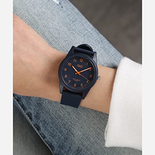 Q&Q VS40-012 Men Analog, Waterproof, Urethane Strap, Navy Dial, Navy Band, Quartz Watch, Water Resistant To 10 ATM, Simple - Image 2