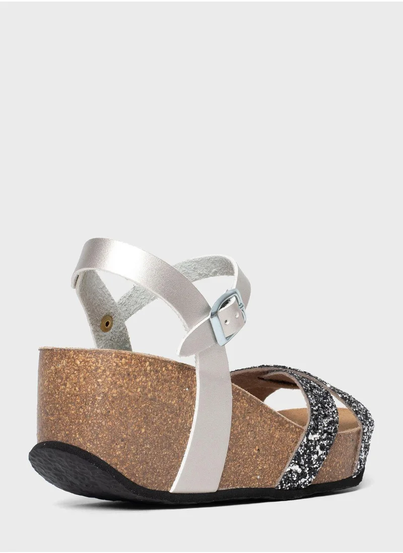 بيتون Venus Strappy Mid Heel Wedges
