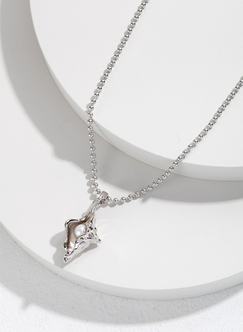 Burch Conch Design Necklace - Image 1