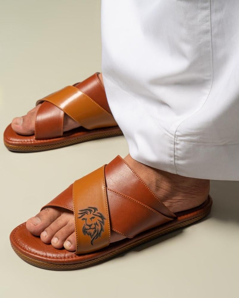 حذاء شرقي صندل نعال | بني | زبيرية تناسب كل يوم و المناسبات - Image 2