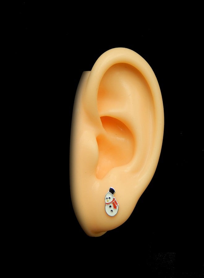 آيسروز طقم أقراط من الفضة الإسترليني عيار 925 مكون من 4 أزواج، طقم عيد الميلاد مرصع بالكريستال على شكل غزال رودولف ذي الأنف الأحمر، وعصا حلوى كريستالية، وسانتا كلوز، ورجل الثلج (خالي من النيكل). - Image 5