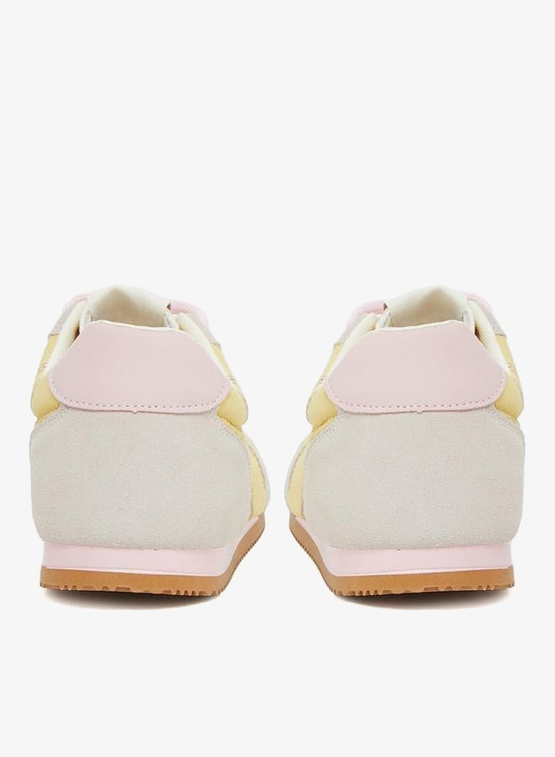 ستايلي اكتيف ستيلي سنيكرز بشريط جانبي ورباط - Image 4