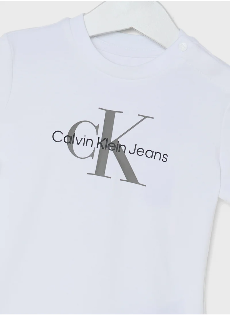 Calvin Klein Jeans Infant Graphic Logo T-Shirt