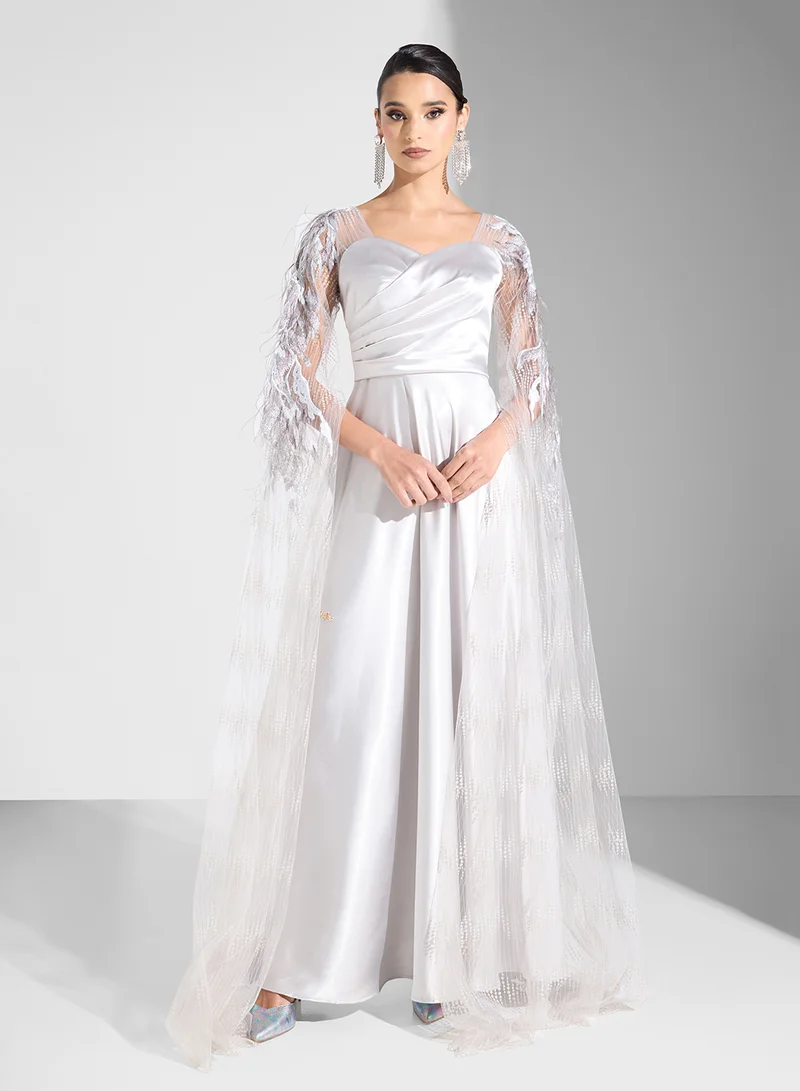 فاشن تريندز من سوزي مطر Feathered Long Sleeves Maxi Dress