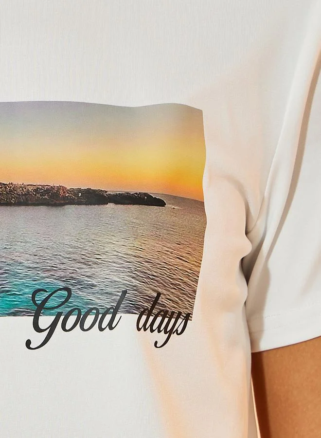 تايك تو Graphic Print Round Neck T-Shirt & Gingham Check Pants Co-Ords