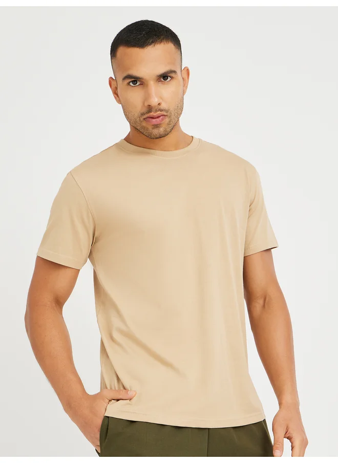 ستايلي Styli Solid Short Sleeve Crew Neck T-Shirt