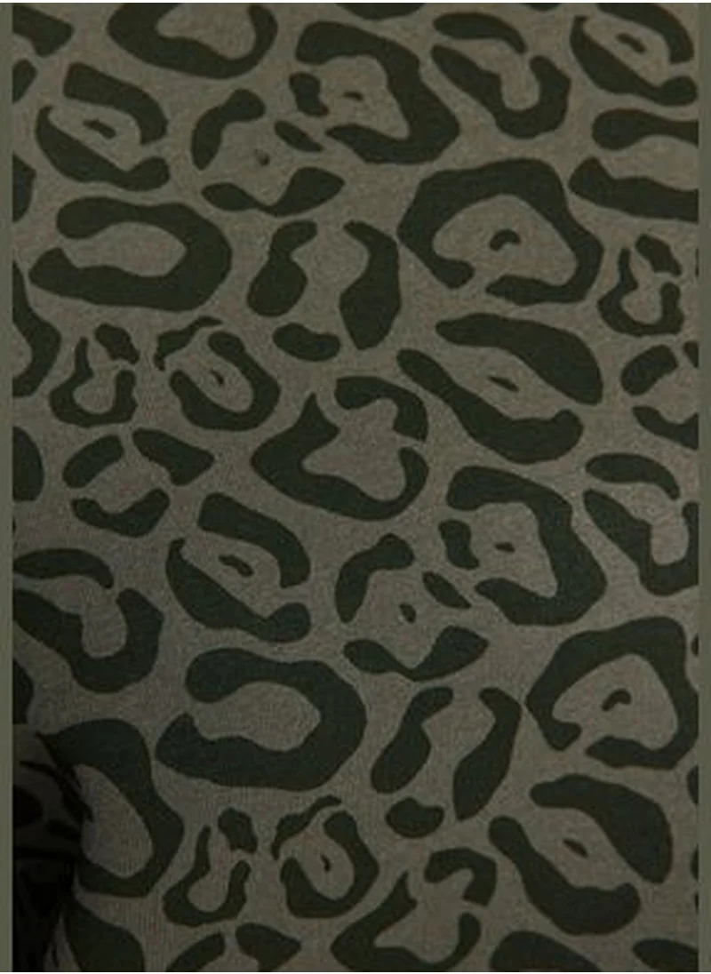 trendyol Khaki Printed Regular Fit Knitted Sweatshirt with Fleece Inside TWOAW24SW00365.