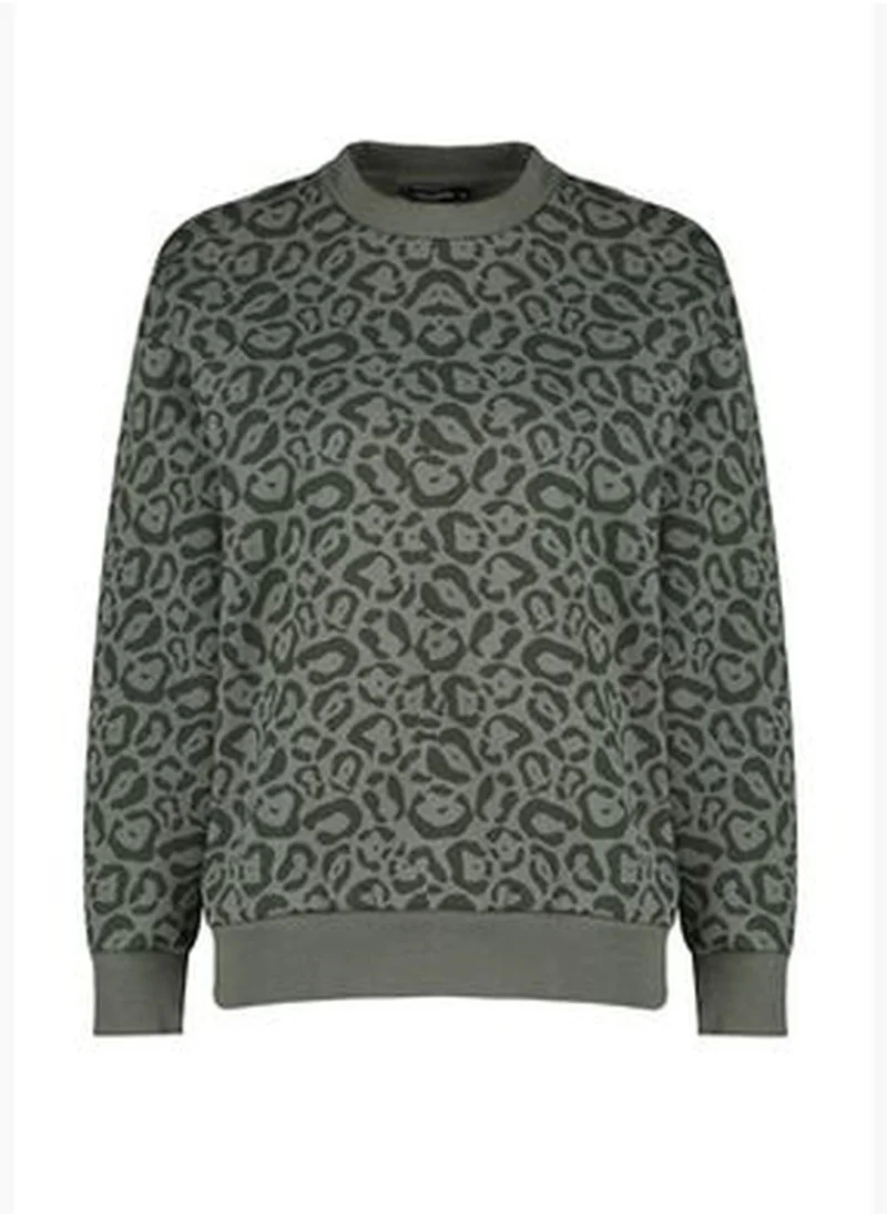 trendyol Khaki Printed Regular Fit Knitted Sweatshirt with Fleece Inside TWOAW24SW00365.