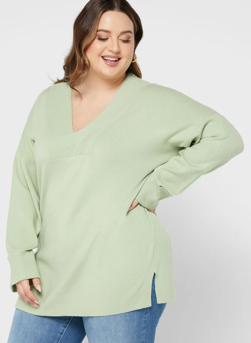 Vero Moda Curve V-Neck Knitted Sweater