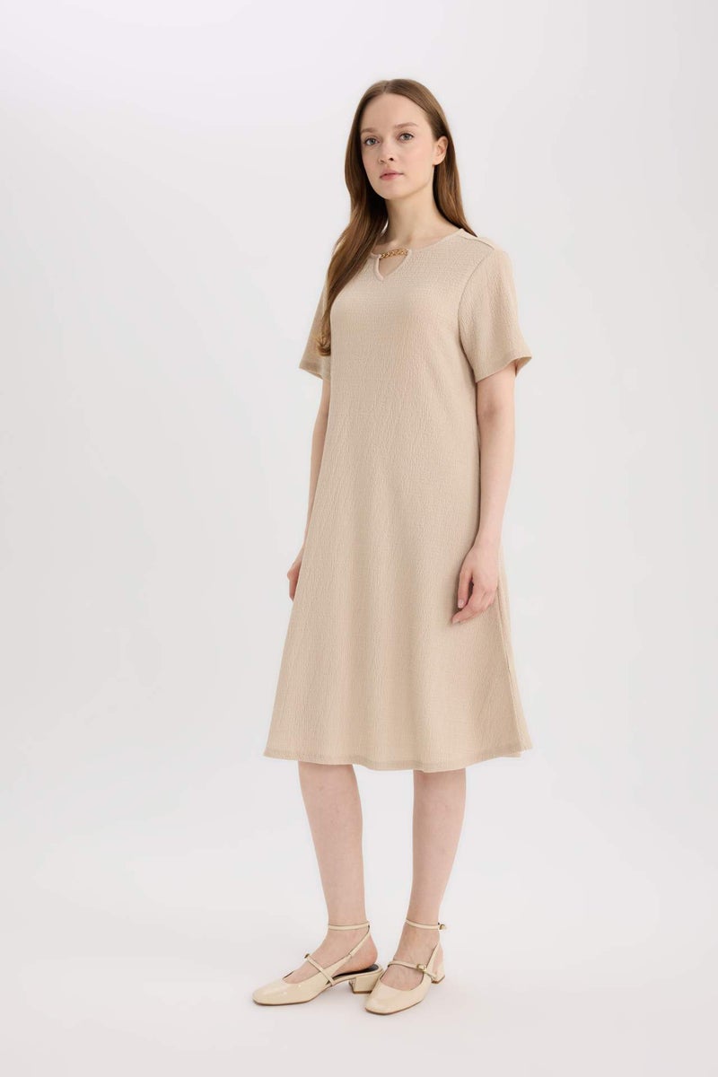 DeFacto Regular Fit Open Neck Basic Crepe Midi Dress - Image 2