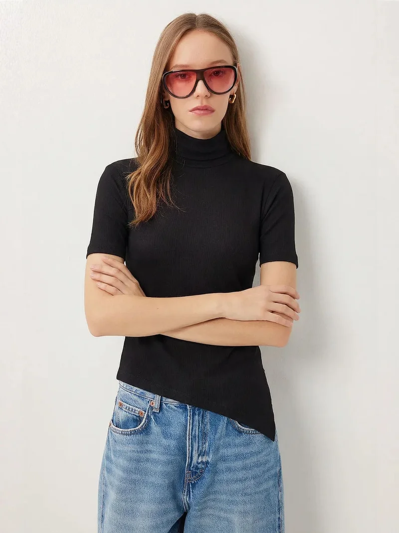 السعادة في إسطنبول ISTANBUL Slim Fit Turtleneck Blouse