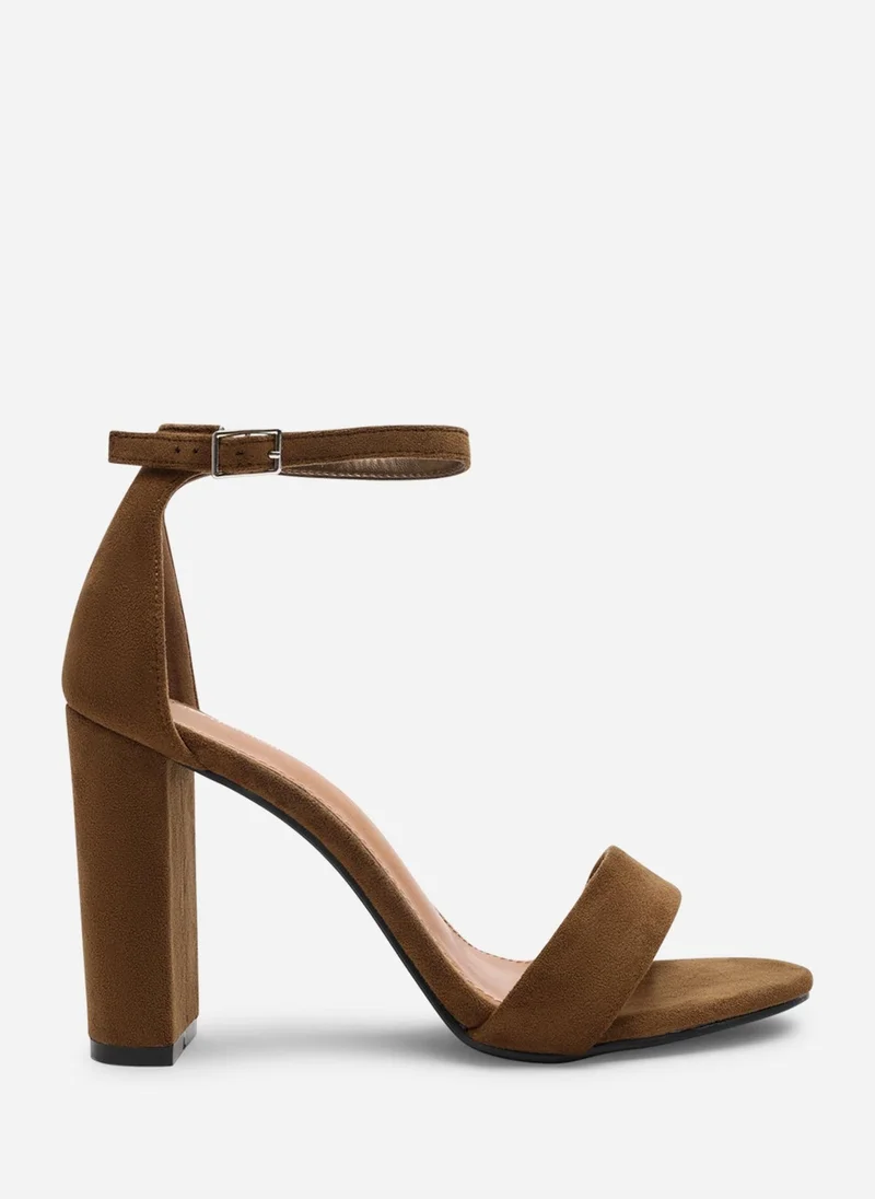ويرز ذات فروم 'Skye' Strappy Block Heels With Buckle Suede