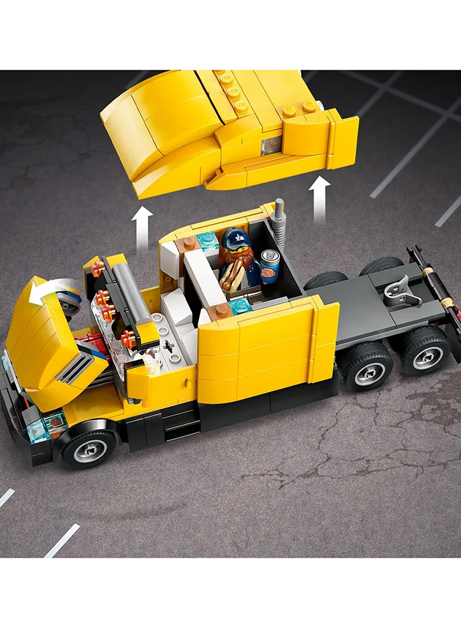 LEGO LEGO City Yellow Delivery Truck 60440 (1061) Pieces