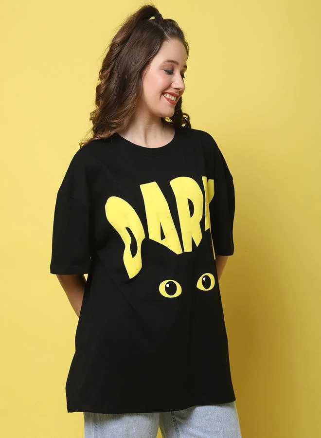 تايك تو تيشيرت نسائي أسود مطبوع برسومات كبيرة من دور