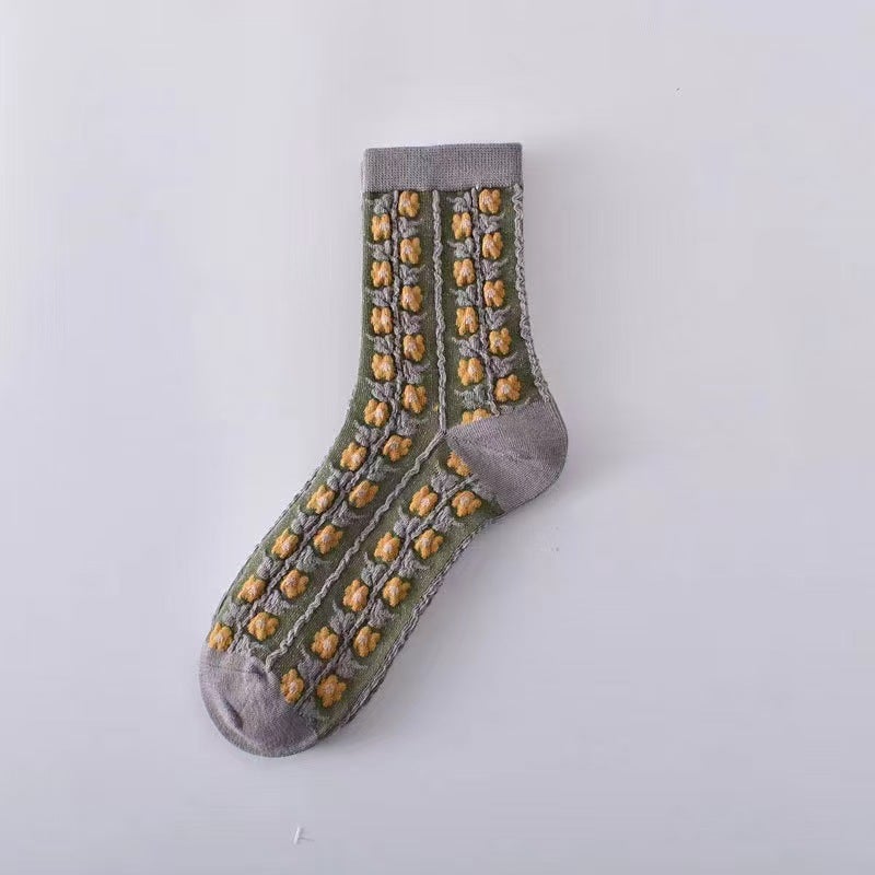 Women's Vintage Floral Mid-Calf Cotton Socks, Coffee Brown Retro Court Style, Breathable Casual Crew Socks for Fall Winter - Image 1