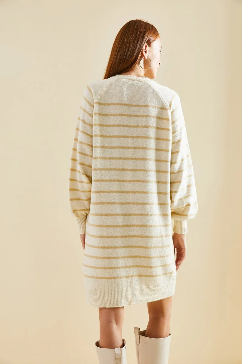 لايث Striped Knit Dress