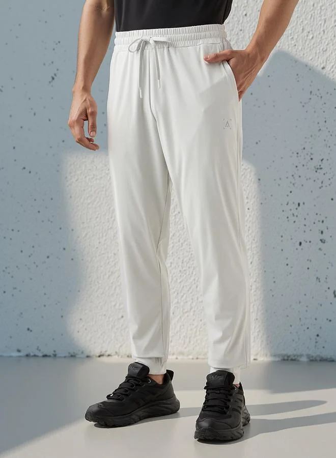 ادوت من سبلاش بنطلون رياضي بقصة عادية مع رباط وجيوب