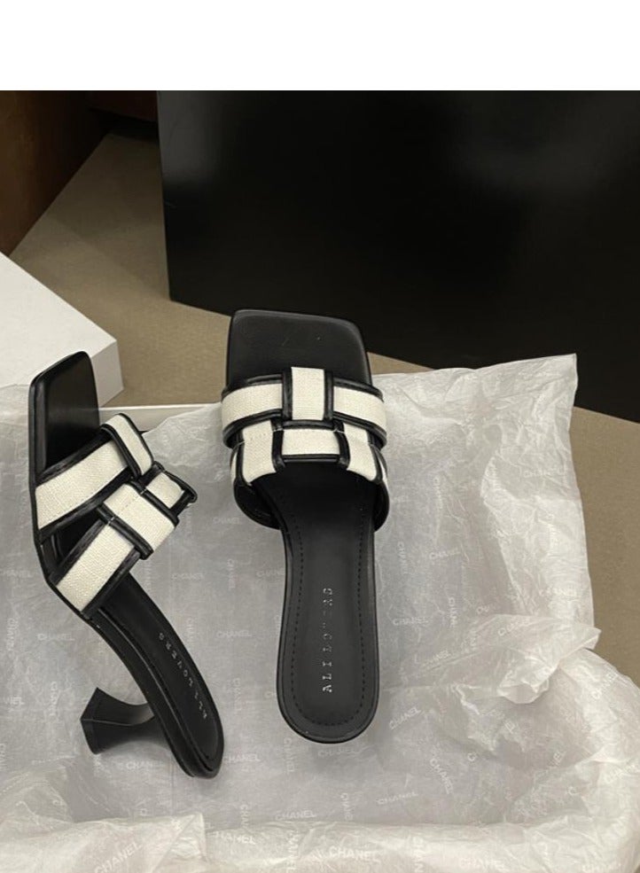 Summer New Versatile And Stylish Korean Style Square Headed Checkered Sandals For Women  - Image 5