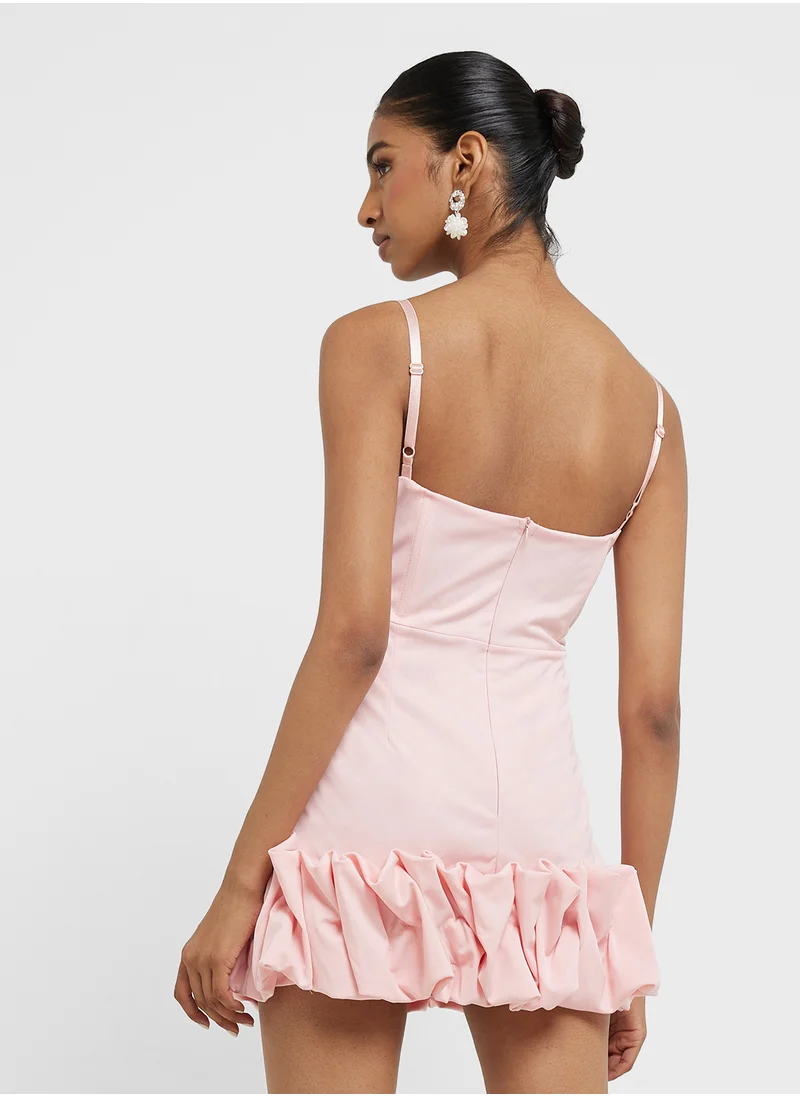 جينجر Strappy Mini Dress With Ruffle Hem