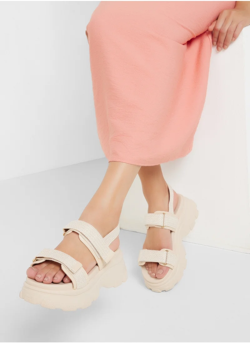 OZZO Chunky Flat Sandal