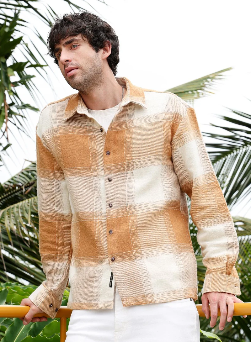 كامبوس سوترا Men Vignette-Checkered Oversized Shirt | Spread Collar, Long Single-Button Cuff Sleeves | Button , Straight Hem | Plaid Twill | Woven Fabric For Casual & Daily Wear | Tan Brown:Off White