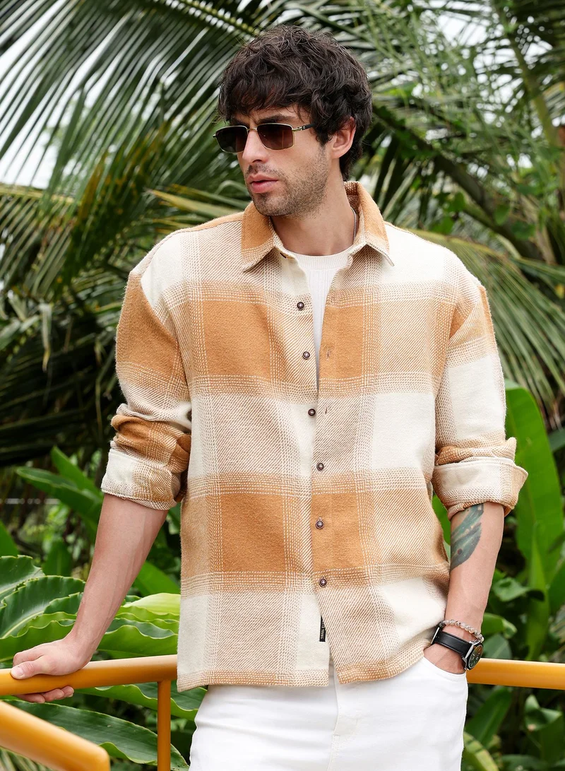 كامبوس سوترا Men Vignette-Checkered Oversized Shirt | Spread Collar, Long Single-Button Cuff Sleeves | Button , Straight Hem | Plaid Twill | Woven Fabric For Casual & Daily Wear | Tan Brown:Off White