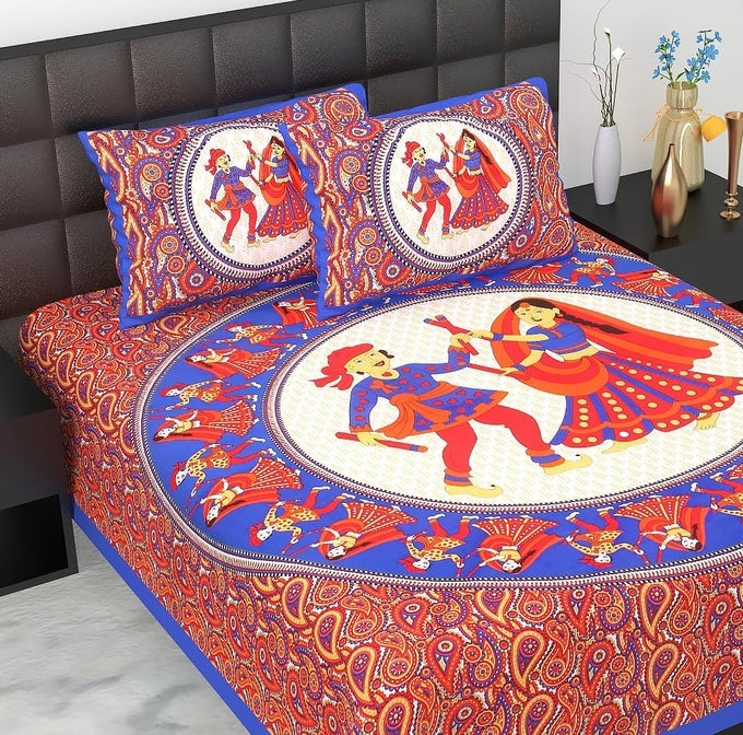 EWISH BOX TRADITIONAL INDIAN DANCE PRINT DOUBLE BEDSHEET SET WITH 2 PILLOW COVERS RED AND BLUE PAISLEY PATTERN
