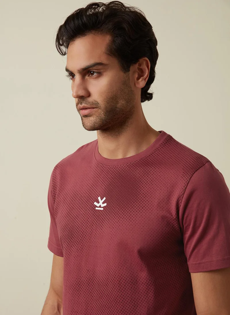 روجن Maroon Panel Print T-Shirt