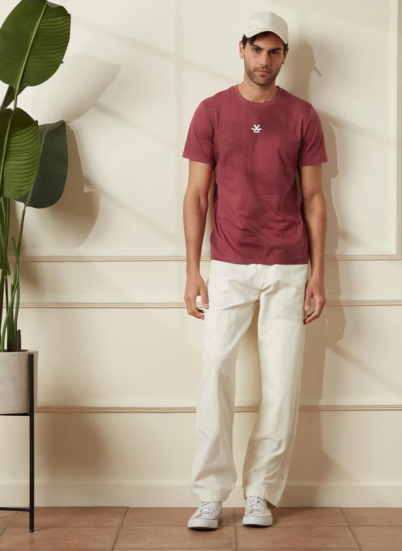 روجن Maroon Panel Print T-Shirt