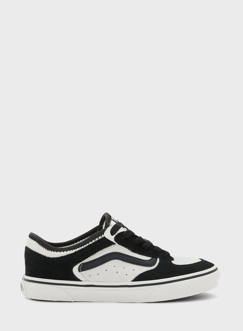 VANS Junior Rowley Classic Sneakers - Image 1
