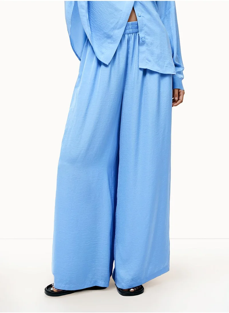 فرنش كونكشن Plain/Basic Relaxed Polyester Mid-Rise Pants