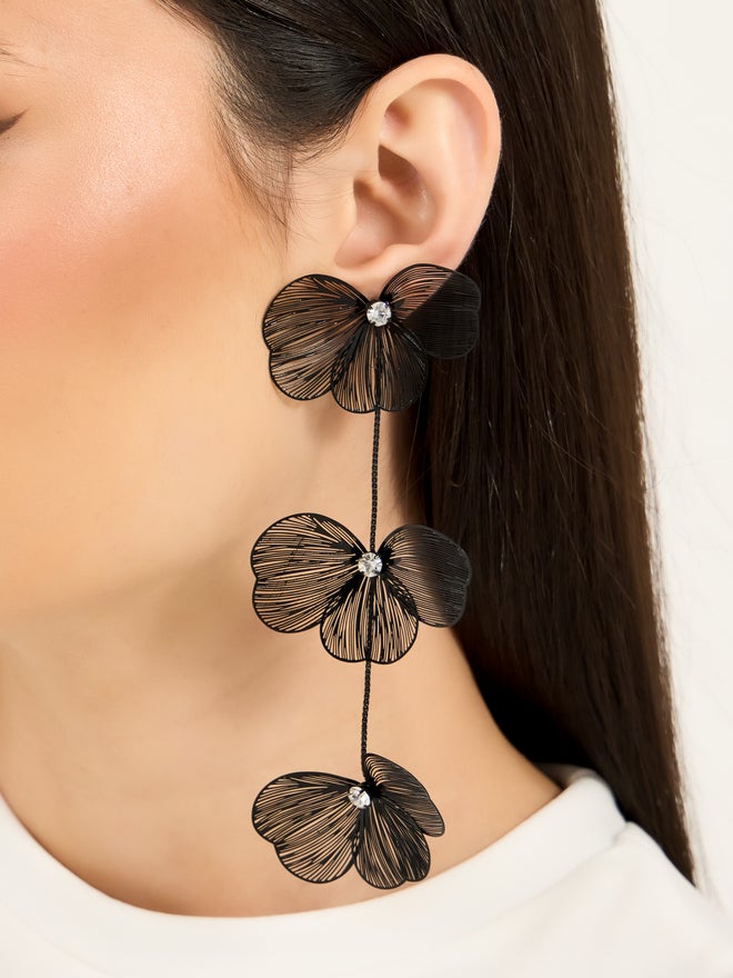 Styli Styli Tiered Flower Dangle Earrings  - Image 3