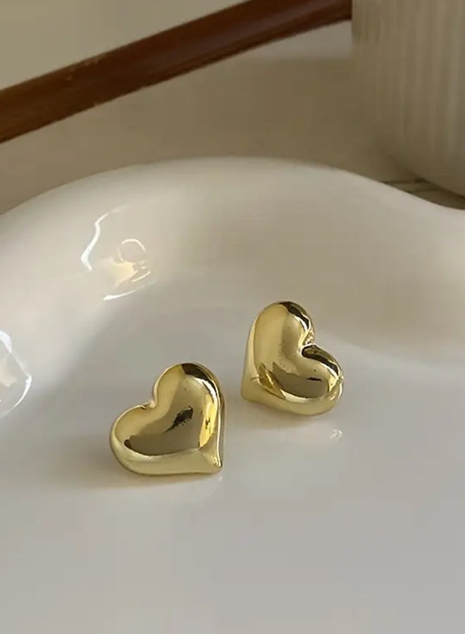 Ready For Chai Minimalist Silvery Needle Earrings With A Heart-shaped Design, Perfect For Women Who Appreciate Unique And High-quality Ear Accessories. - Image 3