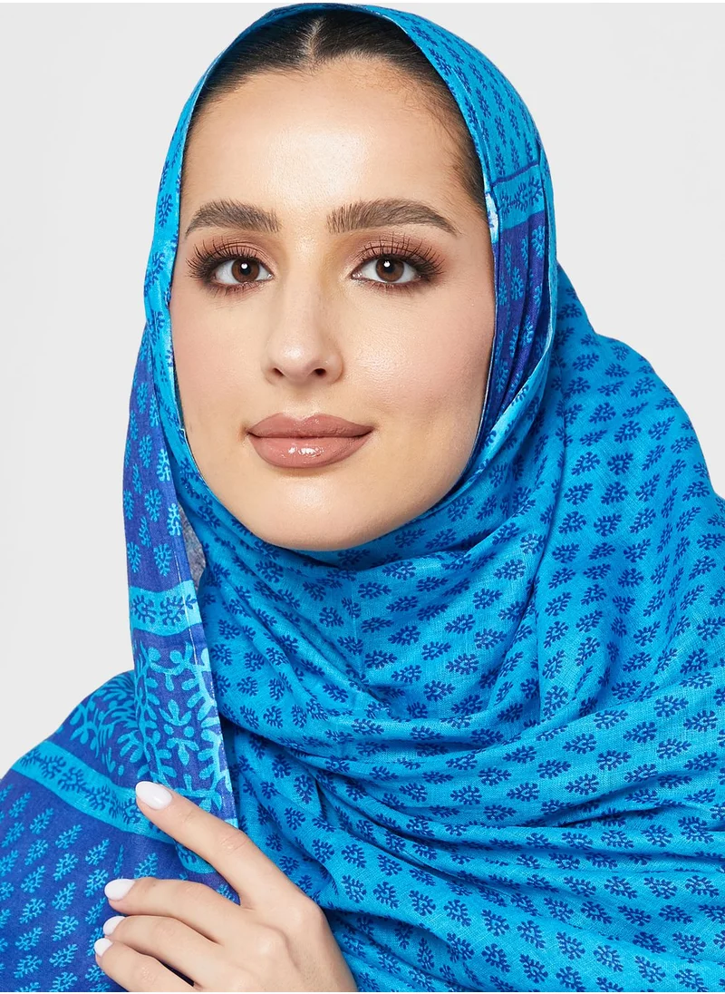 ارابيان كلوزيت جلابية محبوكة بنمط كتل الألوان