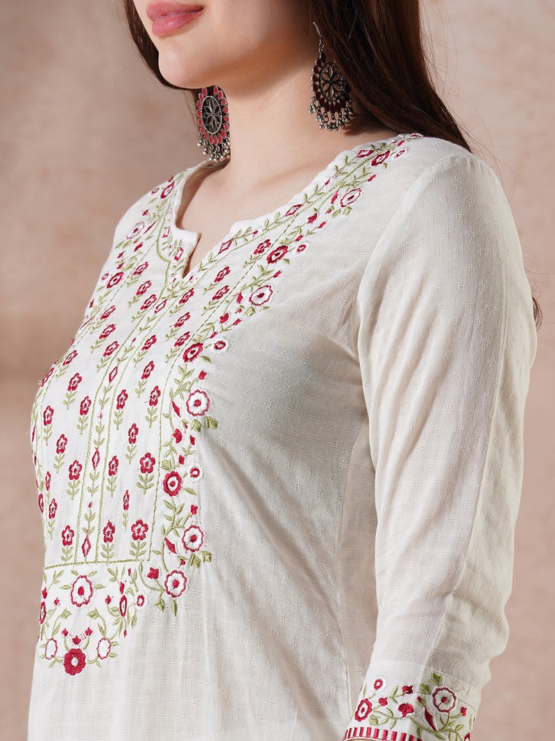 globus Globus Women Off White Floral Embroidered Yoke Straight Kurta With Pants Festive Set  - Image 4