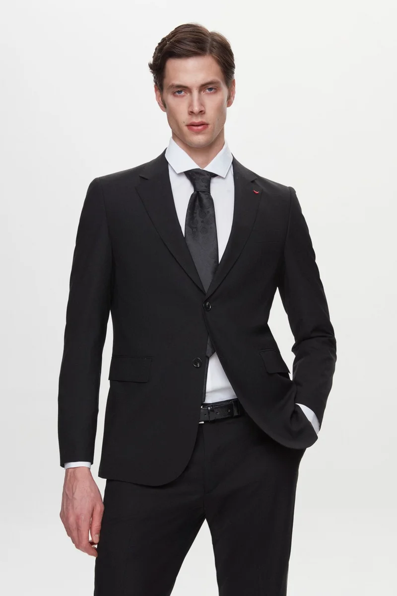 D'S DAMAT Ds Damat Regular Fit Black Plain Travel Suit