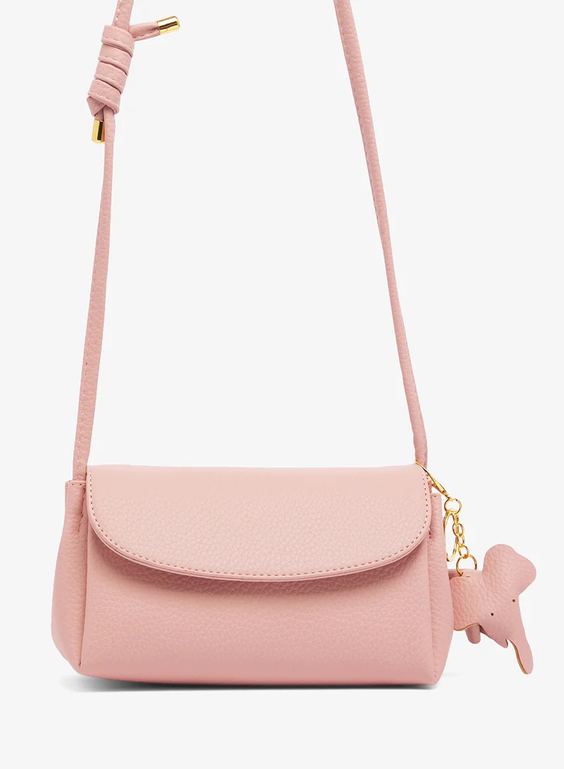 ايلا حقيبة ايست تو ويست بتعليقة جرو