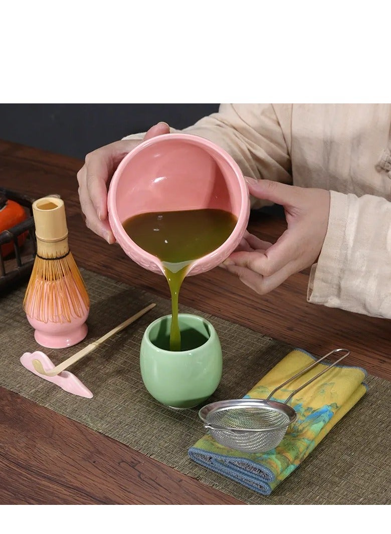 شو وو مجموعة خفاقة شاي ماتشا وردية اللون، مكونة من 7 قطع، طقم ماتشا مع وعاء ماتشا (مع فوهة صب)، خفاقة ماتشا، حامل خفاقة، مصفاة - مجموعة ماتشا أنيقة للهدايا والاستخدام الشخصي، عبوة صندوق هدايا - Image 5