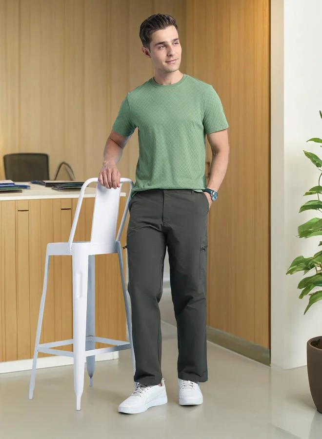 Men's Dark Olive Nylon Solid Pattern Cargo Straight Fit Trouser