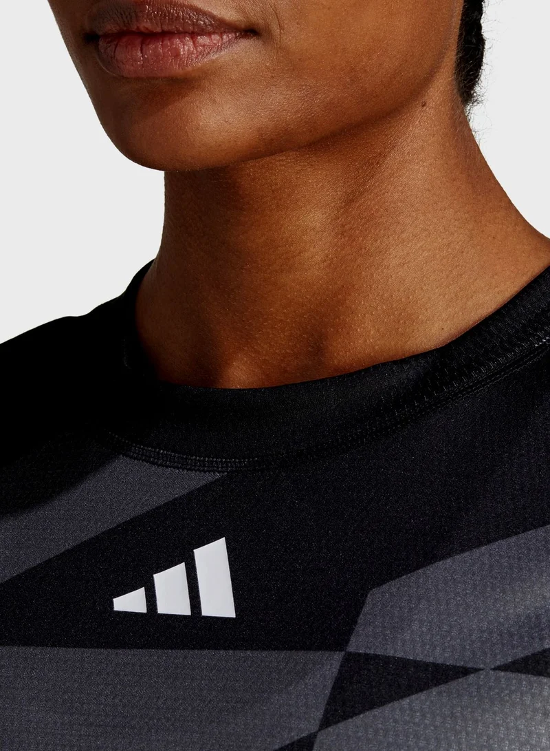 adidas تيشيرت أساسي