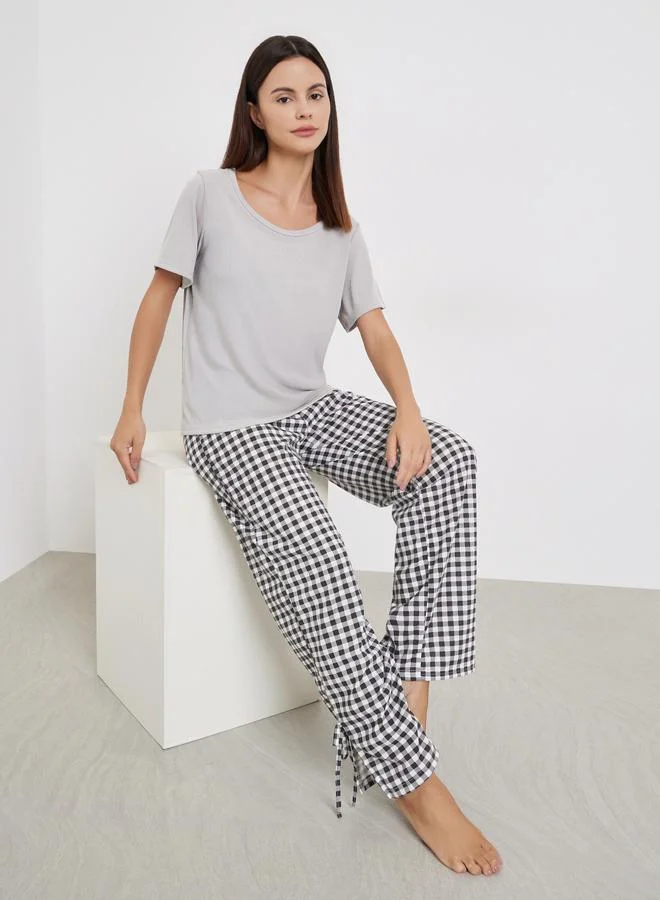 Styli Texture Round Neck T-Shirt and Pyjama Set