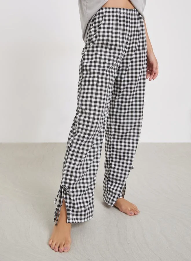 Styli Texture Round Neck T-Shirt and Pyjama Set