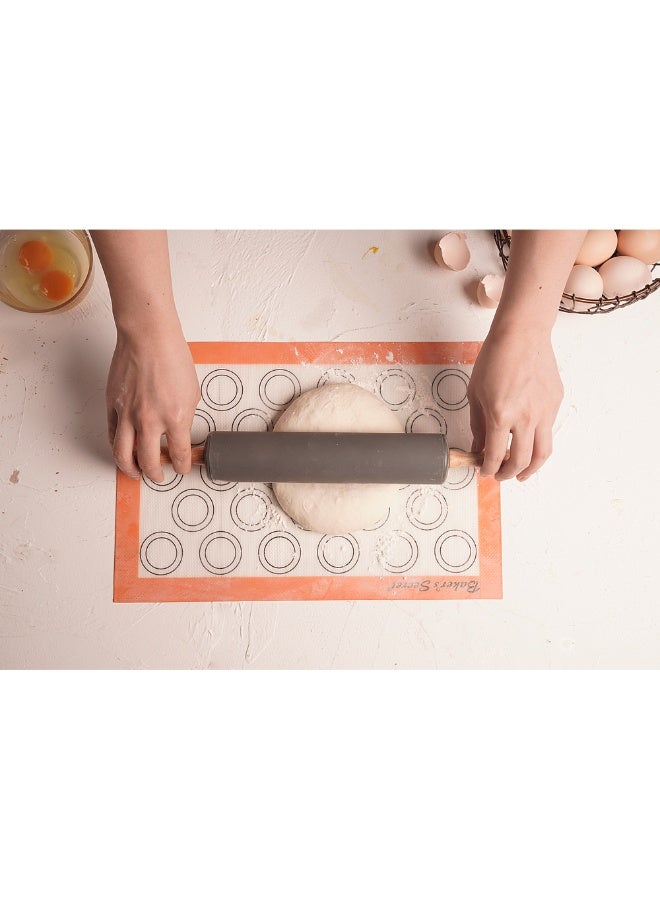 Baker's Secret سر الخباز 17 بوصة (43 سم) شوبك سيليكون مع مقبض خشب مطاطي | غير لاصق، سهل التنظيف، أداة خبز متينة للعجين، المعجنات، البسكويت والبيتزا - Image 3