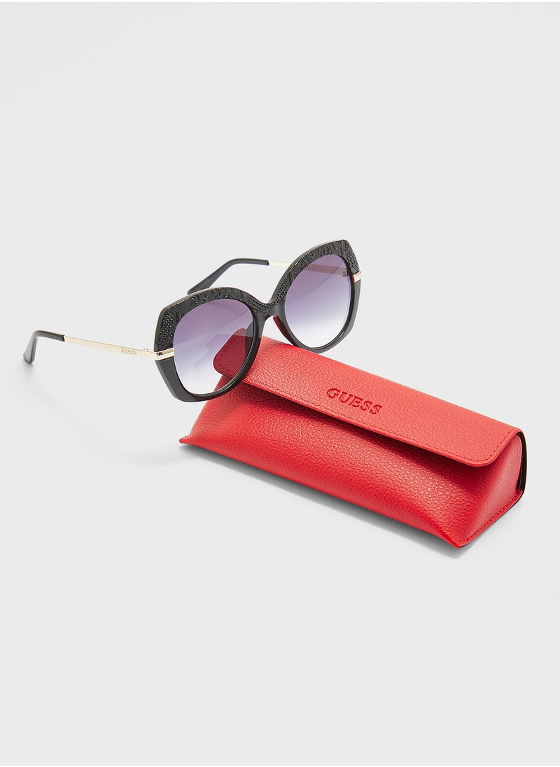 GUESS Gu0021501B55 Cat Eye Sunglasses  - Image 4